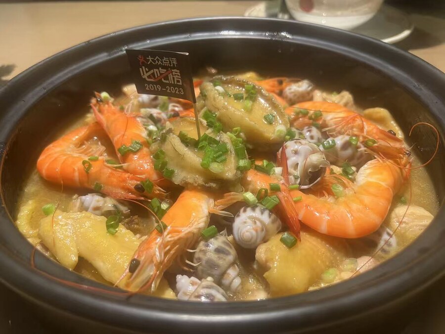 Abalone-braised chicken
